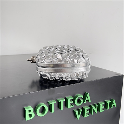 BV Knot Clutch In Metallic Lambskin Leather Silver Color