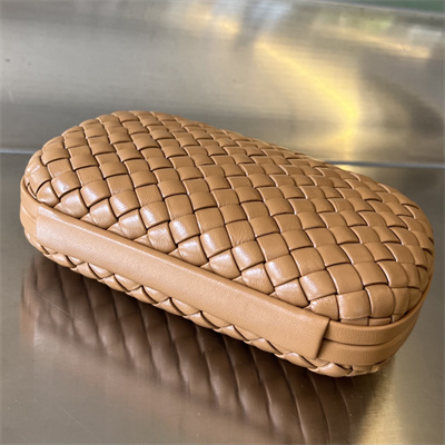 BV Knot Clutch In Lambskin Leather Brown Color