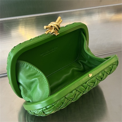 BV Knot Clutch In Calfskin Leather Wrinkled Avocado Color