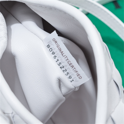 BV Mini Hop Cross Body Bag In Calfskin Leather White Color