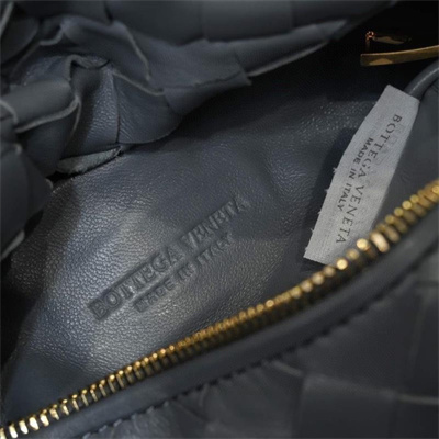 BV Mini Jodie In Lambskin Leather Thunder Color