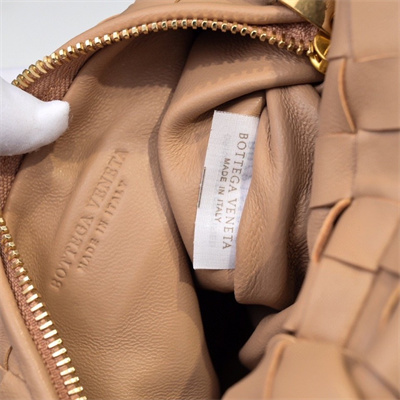 BV Mini Jodie In Lambskin Leather Boba Color