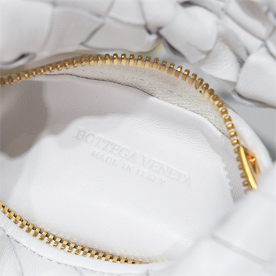 BV Candy Jodie In Lambskin Leather White Color