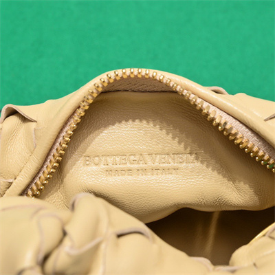 BV Candy Jodie In Lambskin Leather Porriage Color