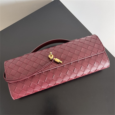BV Long Clutch Andiamo With Handle In Lambskin Leather Barolo Color