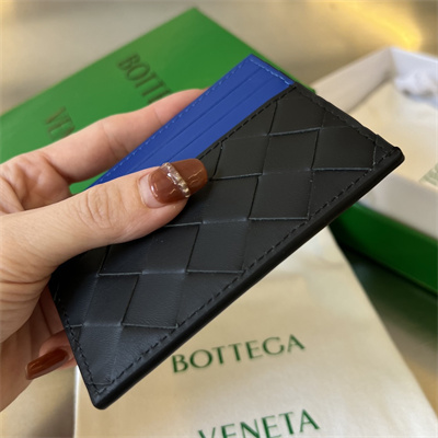 BV Card holder In Calfskin Leather Black/Cobalt Blue