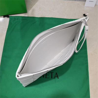 BV Cassette Zipper Pouch In Lambskin Leather White Color 80-8