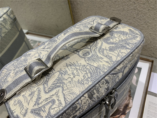 CD TRAVEL VANITY CASE Toile de Jouy Embroidery Grey