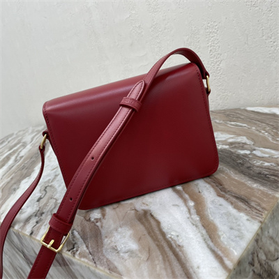 Celine Teen Triomphe Bag In Shiny Calfskin Bordeaux Color