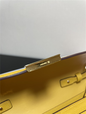 Constance To Go Wallet Epsom Leather Gold Tone Metal In Jaune Amber Color HS