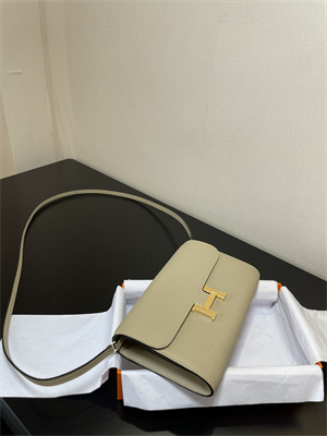 Constance To Go Wallet Epsom Leather Gold Tone Metal In Trench Color HS