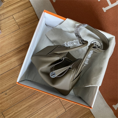 Lindy Bag Taurillon Clemence Leather 26/30CM Silver Tone Metal In Etoupe Color HS