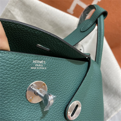 Lindy Bag Taurillon Clemence Leather 26/30CM Silver Tone Metal In Malachite Color HS