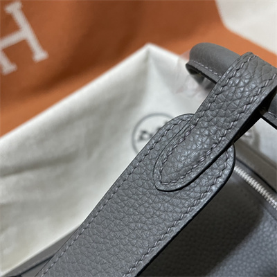 Lindy Bag Taurillon Clemence Leather 26/30CM Silver Tone Metal In Etain Color HS