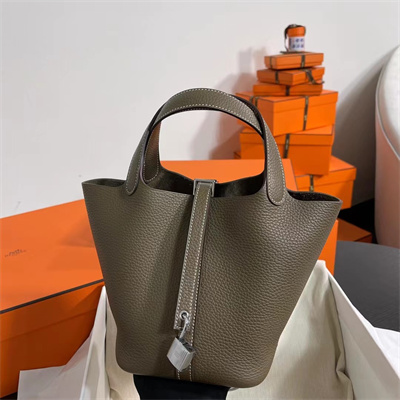 Picotin Lock Bag Togo Leather 18/22CM Gold/Silver Tone Metal In Etoupe Color HS