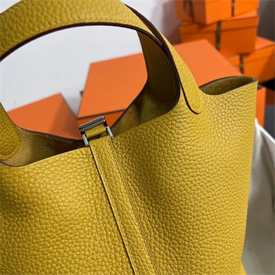 Picotin Lock Bag Togo Leather 18/22CM Gold/Silver Tone Metal In Jaune Amber Color HS