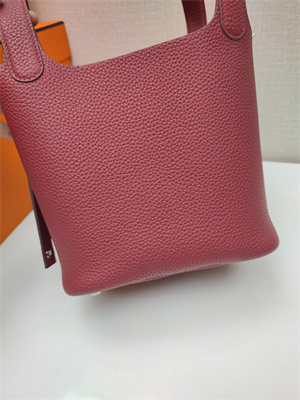 Picotin Lock Bag Togo Leather 18/22CM Gold/Silver Tone Metal In Burgundy Color HS