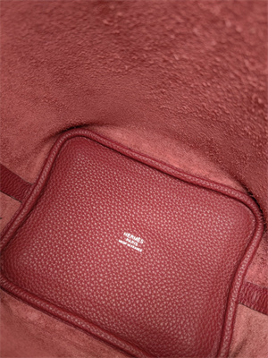 Picotin Lock Bag Togo Leather 18/22CM Gold/Silver Tone Metal In Burgundy Color HS