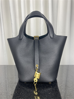 Picotin Lock Bag Taurillon Clemence Leather 18/22CM Gold/Silver Tone Metal In Black Color HS