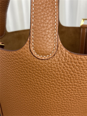 Picotin Lock Bag Taurillon Clemence Leather 18/22CM Gold/Silver Tone Metal In Gold Color HS