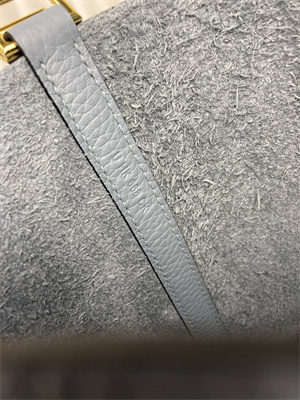 Picotin Lock Bag Taurillon Clemence Leather 18/22CM Gold/Silver Tone Metal In Bleu Lin Color HS