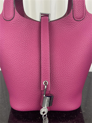 Picotin Lock Bag Taurillon Clemence Leather 18/22CM Gold/Silver Tone Metal In Magnolia Color HS