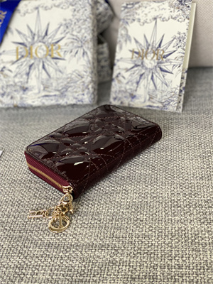 CD  Voyageur Small Coin Purse Supple Cannage Patent Calfskin Burgundy S0985