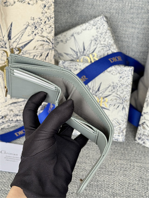 CD 30 Montaigne Trifold Wallet Gray Dior Oblique Jacquard