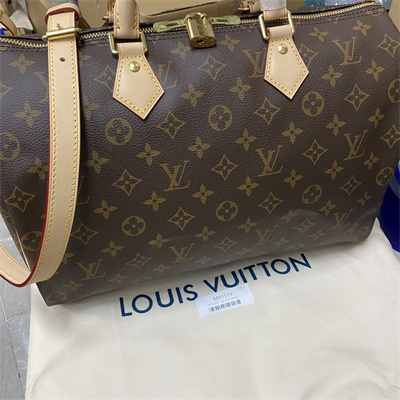 L.V Speedy Bandoulière 35 Monogram Canvas M41111
