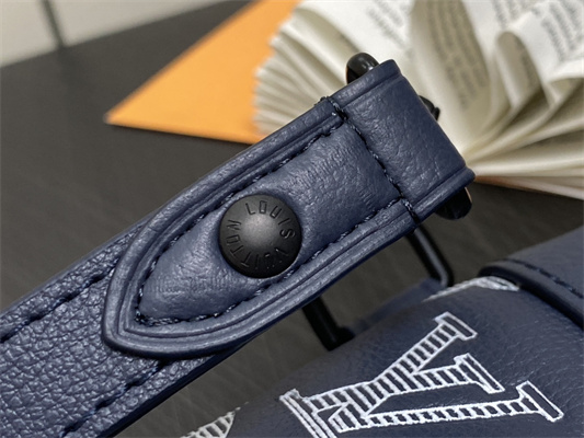 L.V Pochette To-Go Monogram Shadow Calfskin Leather Ink Blue/White