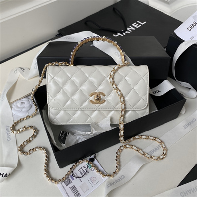 Cha.nel Clutch With Chain Shiny Crumpled Lambskin, Imitation Pearls & Gold-Tone Metal White AP3803