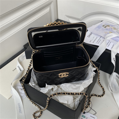 Cha.nel Vanity Case Top Handle With Chain Shiny Crumpled Lambskin, Imitation Pearls & Gold-Tone Metal Black AP3804