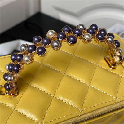 Cha.nel Vanity Case Top Handle With Chain Shiny Crumpled Lambskin, Imitation Pearls & Gold-Tone Metal Yellow AP3804