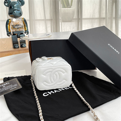 Chanel Small Vanity Case With Chain Lambskin Gold Tone Metal White AP2198