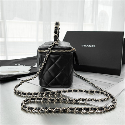 Chanel Vanity Case With Chain Lambskin Gold Tone Metal Black AP3333