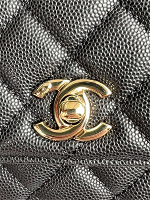 Cha.nel Small Coco Handle Bag Grained Calfskin Lt Gold Metal Black/Burgundy A92990