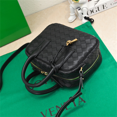 BV Small Getaway Top Handle Bag Lambskin Black