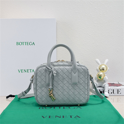 BV Small Getaway Top Handle Bag Lambskin Agate Grey