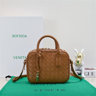 BV Small Getaway Top Handle Bag Lambskin Dk Praline