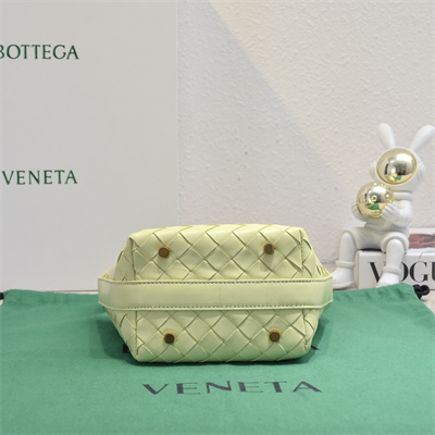 BV Candy Wallace Bag Calfskin Ice Cream