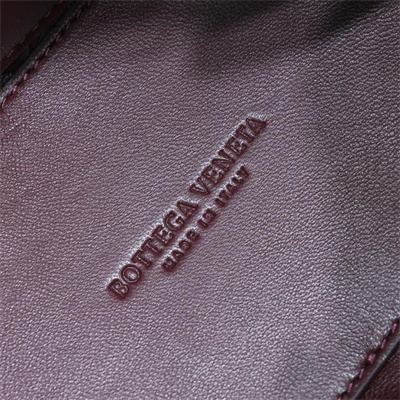 BV Small Andiamo Top handle bag Lambskin Leather Barolo