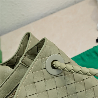 BV East West Andiamo Top handle bag Lambskin Leather Travertine