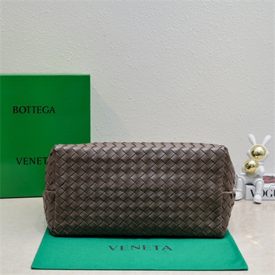 BV Large Andiamo Top handle bag Lambskin Leather Taupe Grey