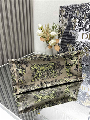 CD Medium Dioriviera Dior Book Tote Raffia with Aquamarina Toile de Jouy Sauvage Embroidery Yellow