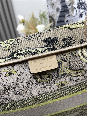 CD Medium Dioriviera Dior Book Tote Raffia with Aquamarina Toile de Jouy Sauvage Embroidery Yellow