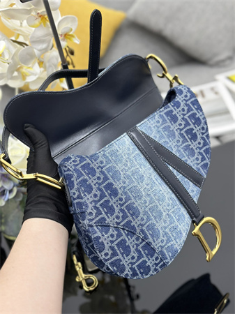 CD Saddle Bag With Strap Blue Denim Dior Oblique Jacquard