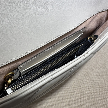 Gucci GG MARMONT Mini Bag With Card Case White/Black 751526