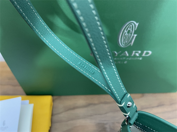 CONTI POUCH Goyardine Canvas&Chevroches Calfskin Green