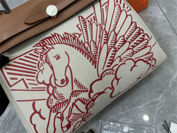 Her.mes Herbag 31 Canvas and Calfskin With Printing