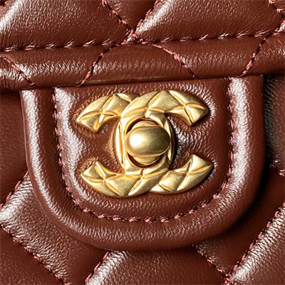 Chanel Vintage Medium Classic Flap Bag Lambskin Gold Tone Metal Burgundy AS3586